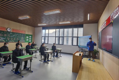 光电之星第二期 走进河南翊轩光电 教育